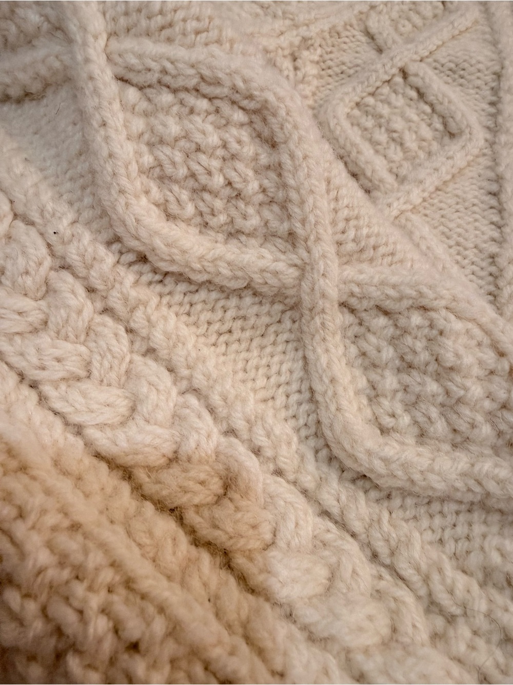 John Molloy Cream Cable Hand Knit Button-Up Cardigan Size Large - Picture 5 of 7